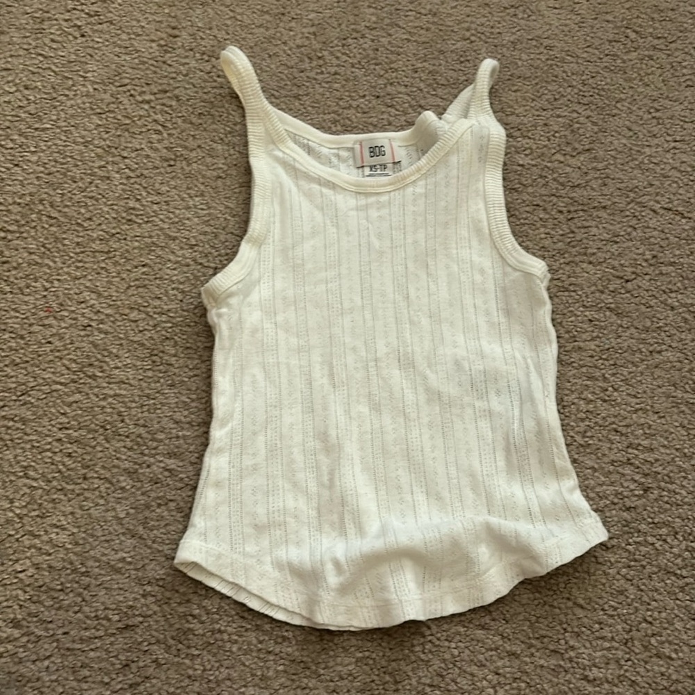 “BDG”: high neck top
